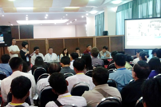 An expert panel included representatives of MCRB and several other Myanmar civil society organisations.