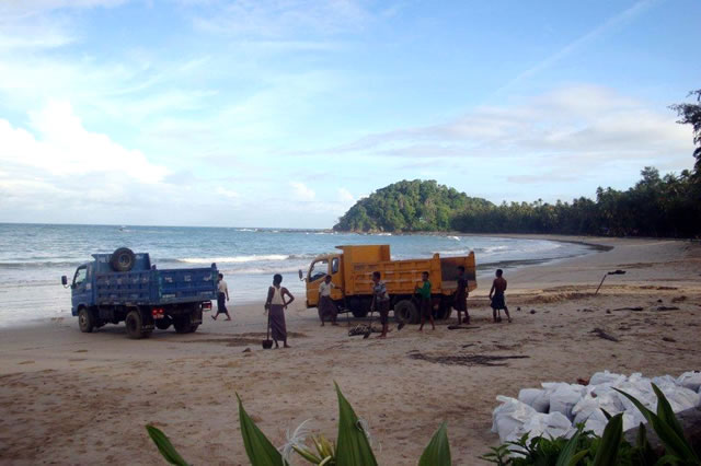 The Commission will submit its final report and recommendations to the Government of Myanmar in the second half of 2017. Photo: Sandwatch Myanmar